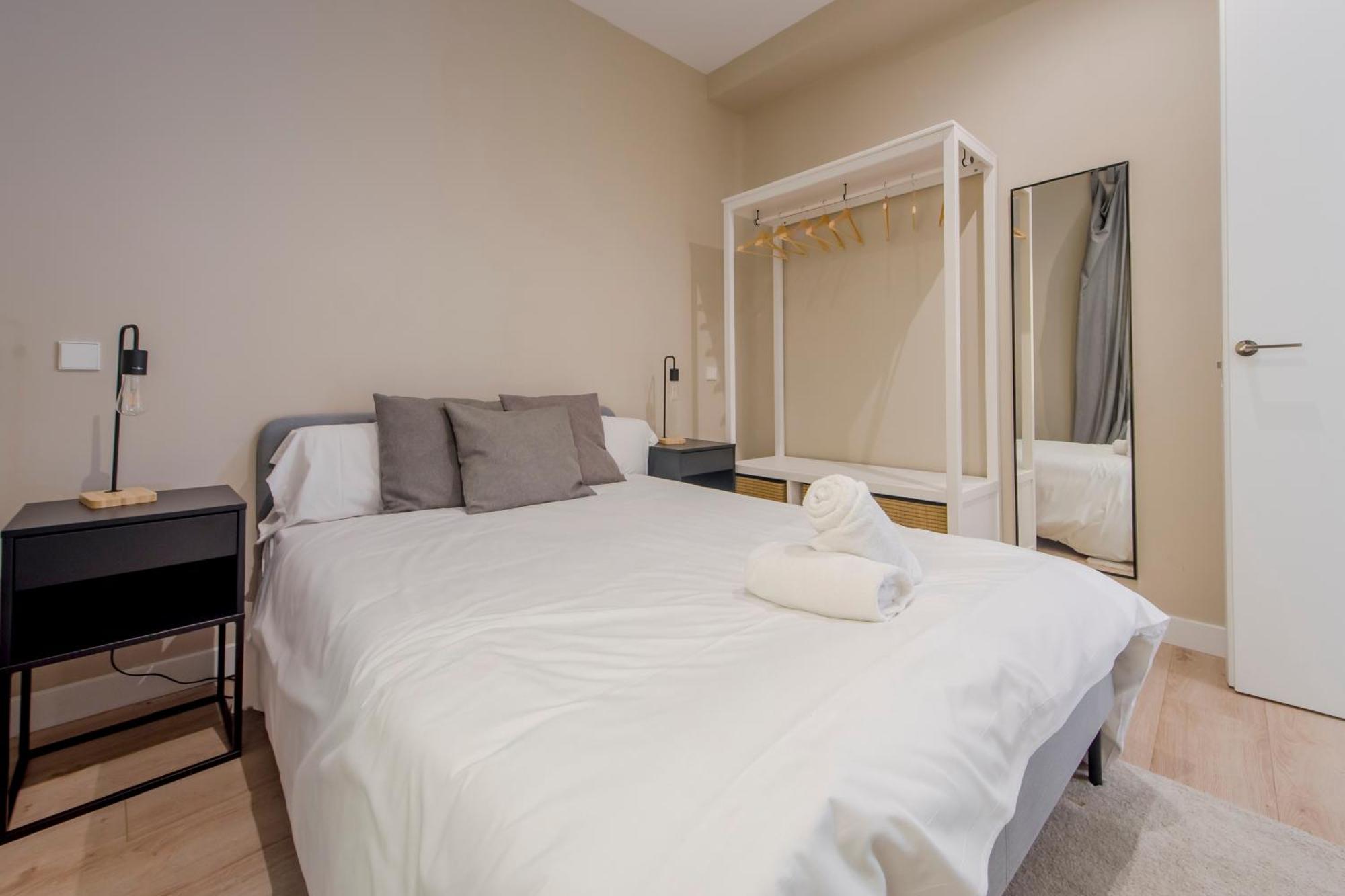 Downtown Apt Para 7Pax La Latina,Centro De Мадрид Экстерьер фото